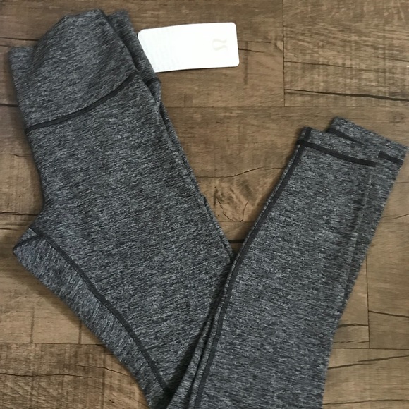 Lululemon wunder under hr tight - Picture 3 of 3